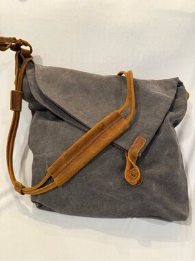 Casual Gray Canvas Shoulder Bag with Tan Leather Trim